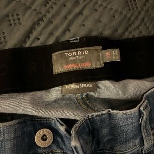 Torrid 22r jeans